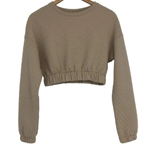 Twik by Simons Diamond Quilted tan Pullover Cropped Sweatshirt NWT SP - Picture 2 of 15